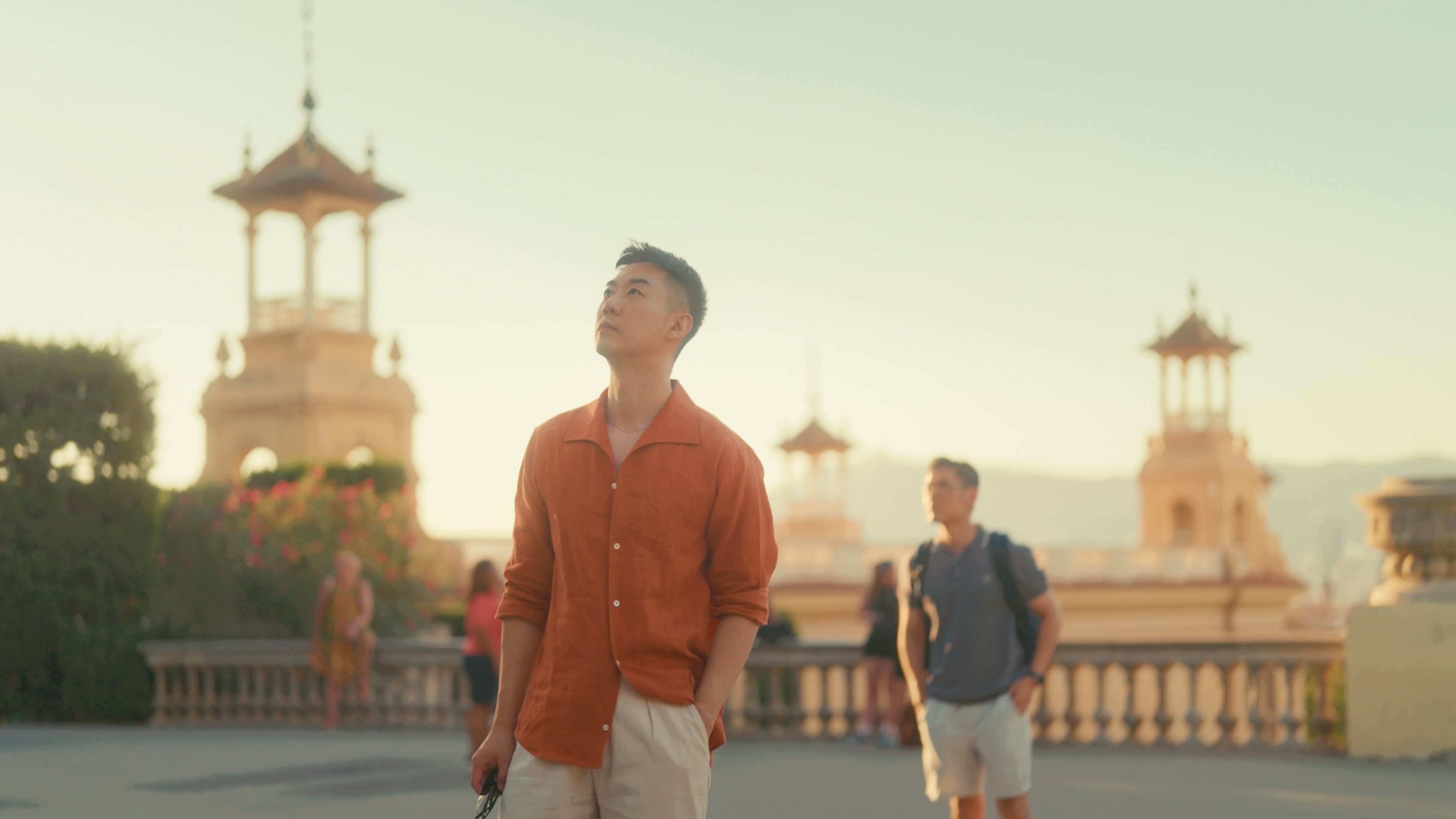 Couple portrait at sunset in Barcelona